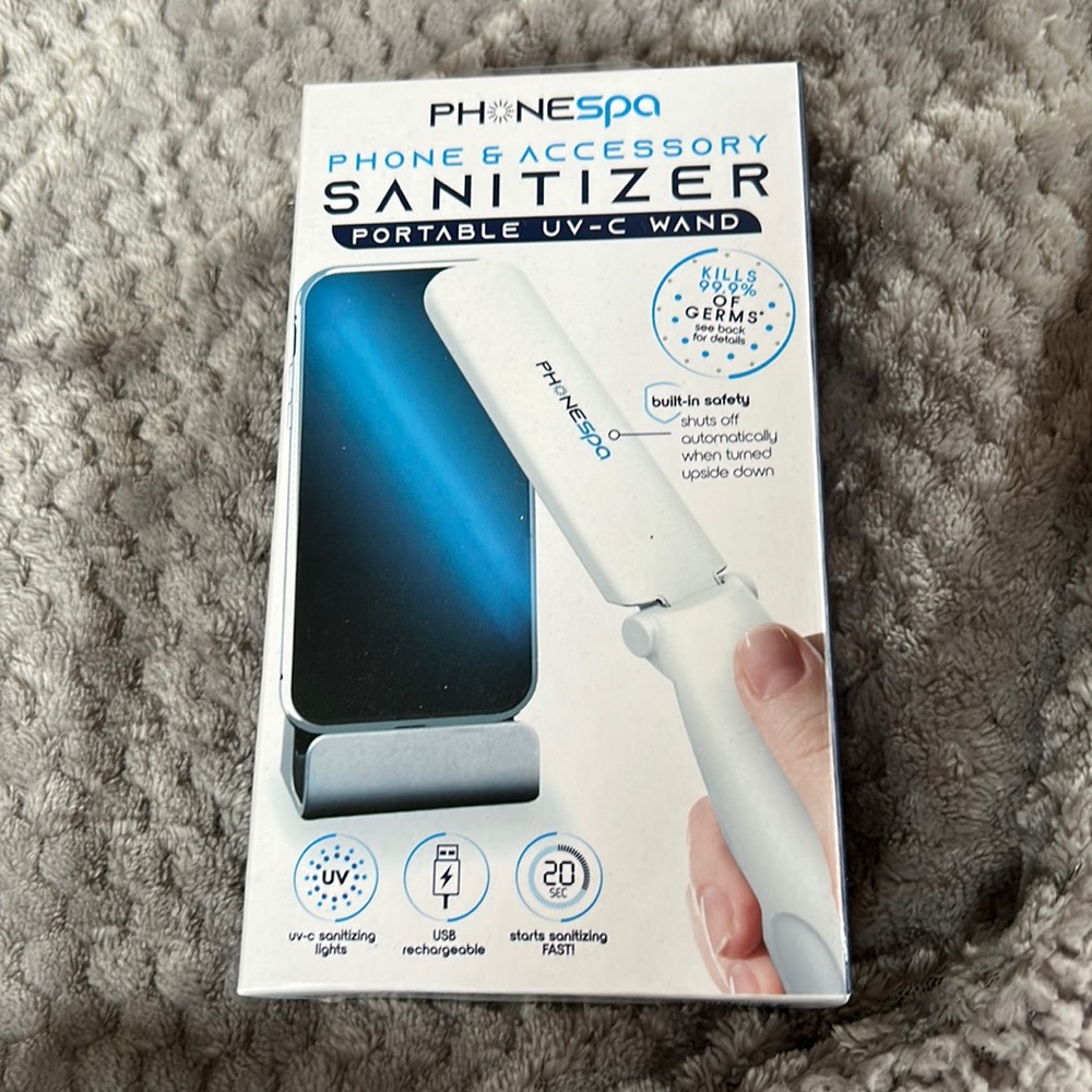 NWOT phone & accessory santitizer